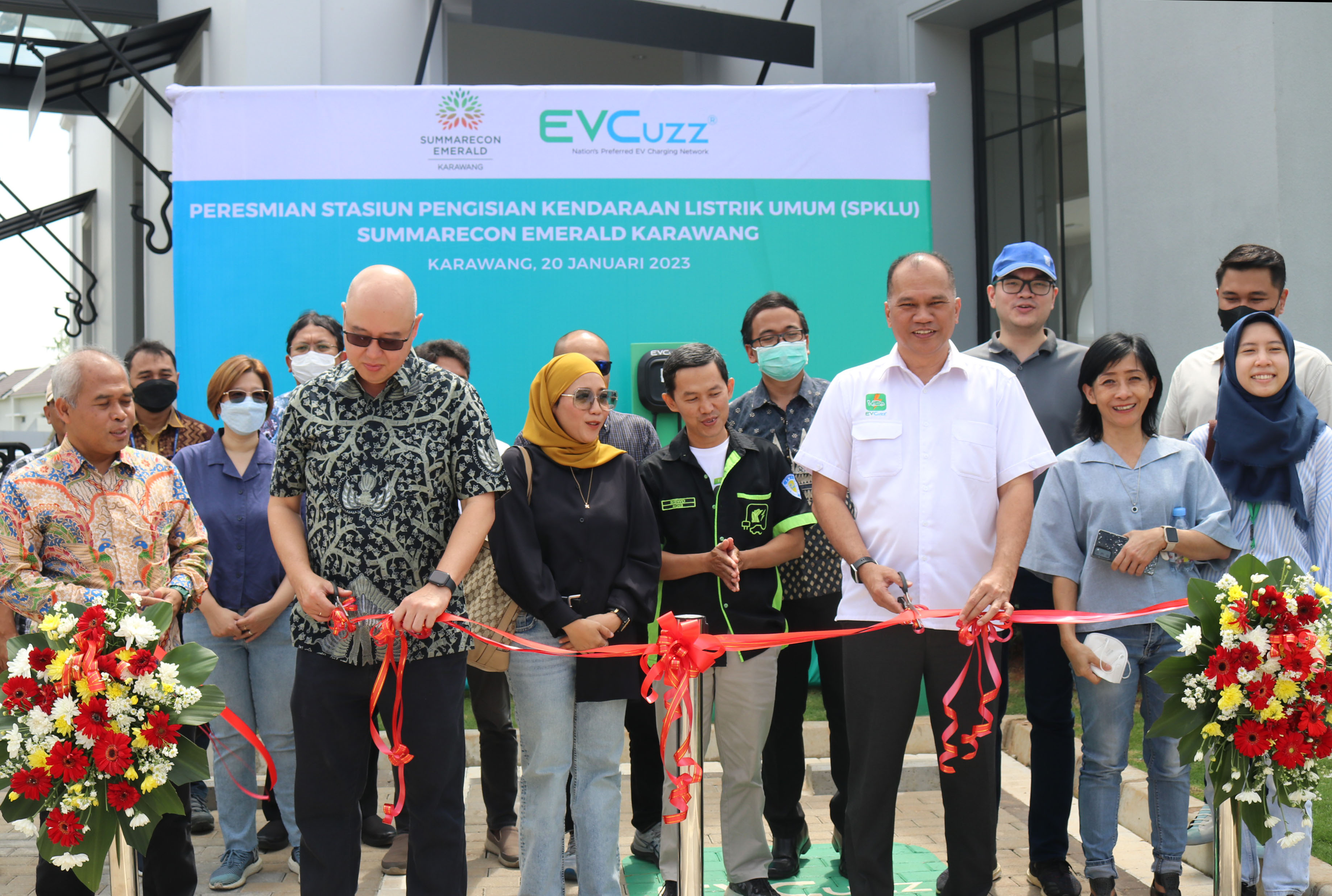 Summarecon Emerald Karawang Hadirkan Fasilitas Pengisian Kendaraan Listrik dalam Kawasan